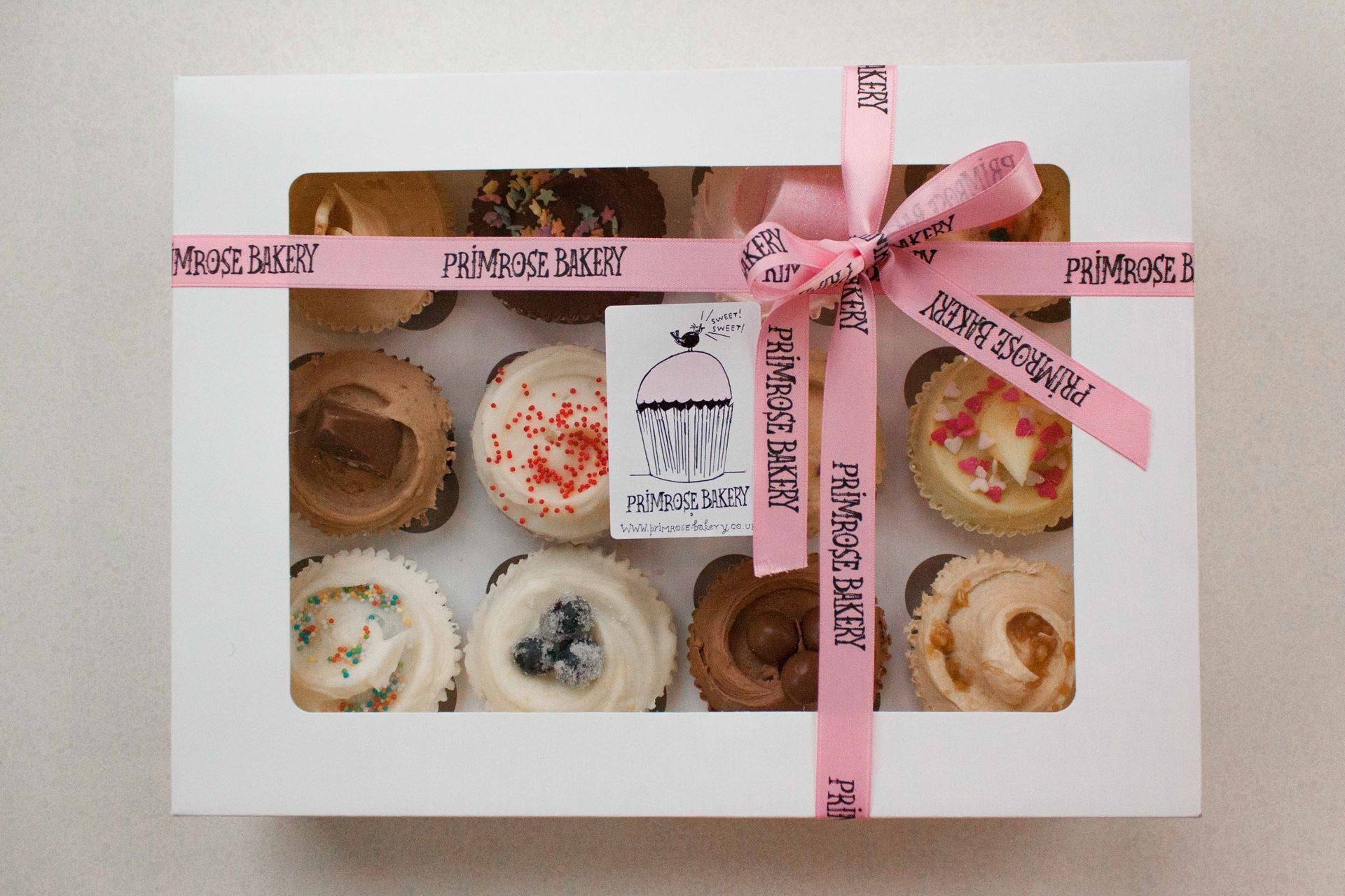 Luxury Gift Box 12 Cupcakes