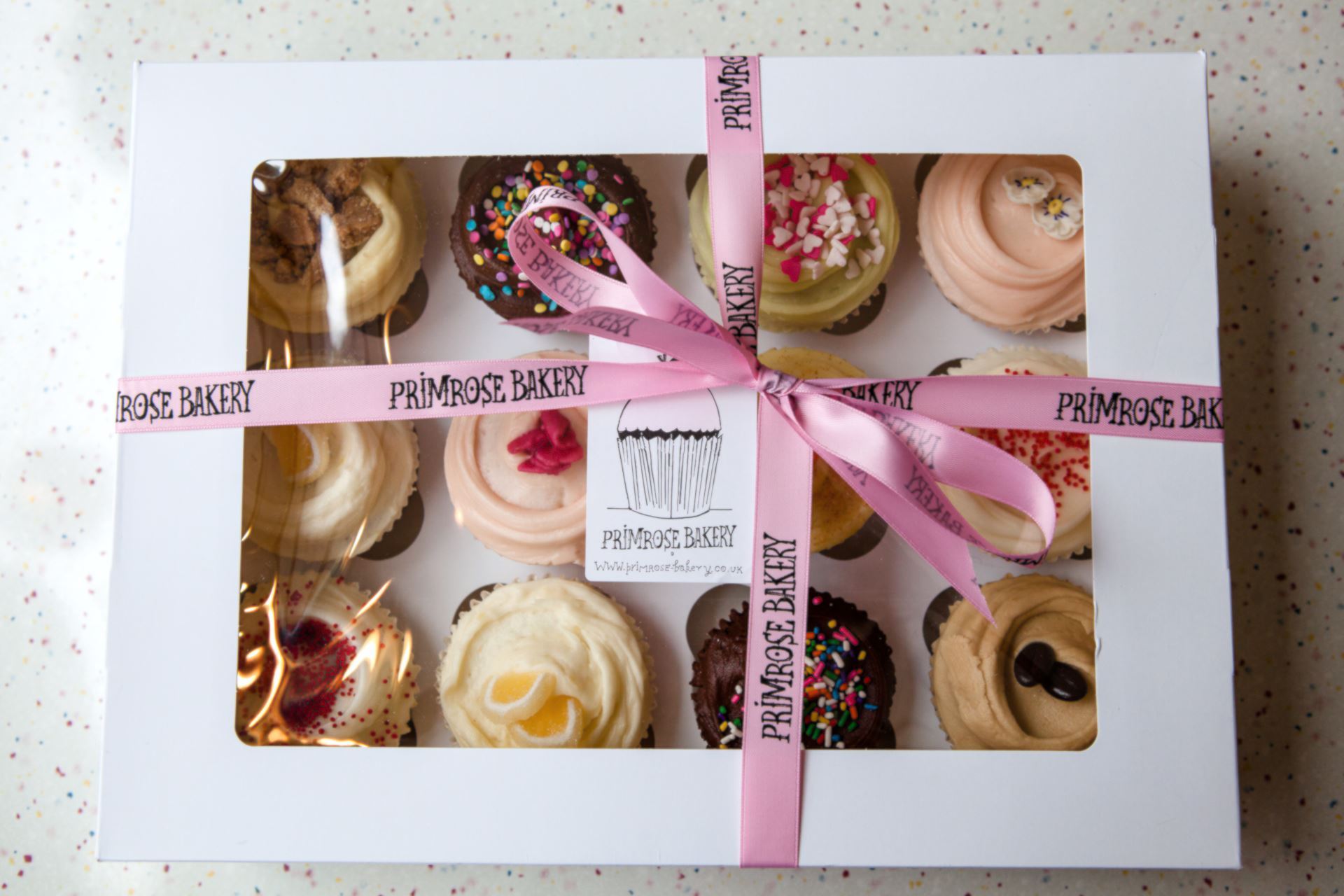 Gift Box 12 Cupcakes