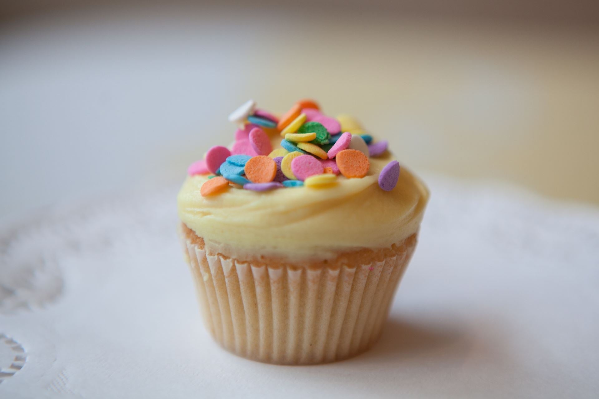 Mini Vanilla Cupcake